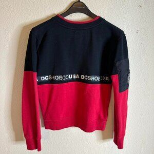 DC Shoes USA red and black crewneck sweatshirt #streetwear size XS